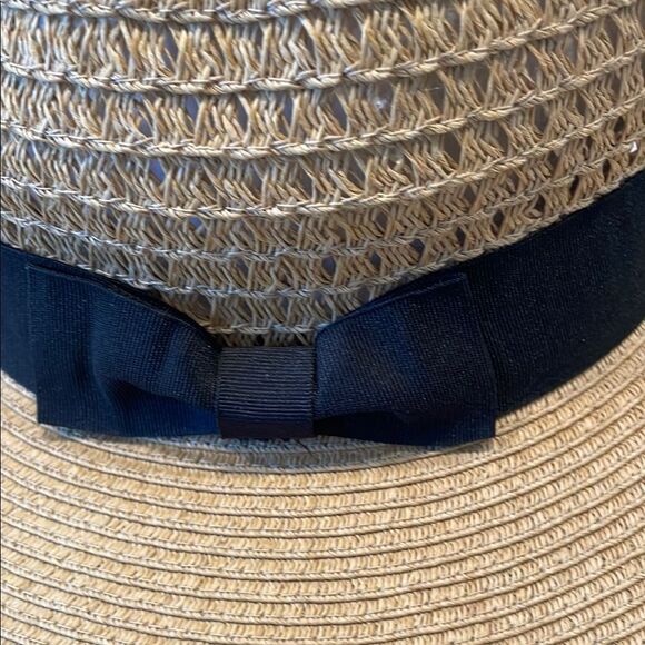 Elegant Tan Sun Hat with Black Band Nine West - Picture 5 of 9